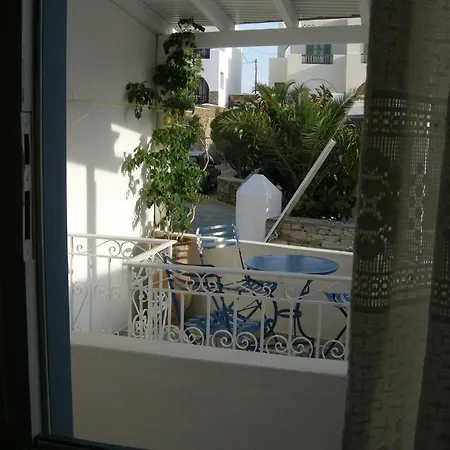 Studio Filareti شقة إيوس خورا